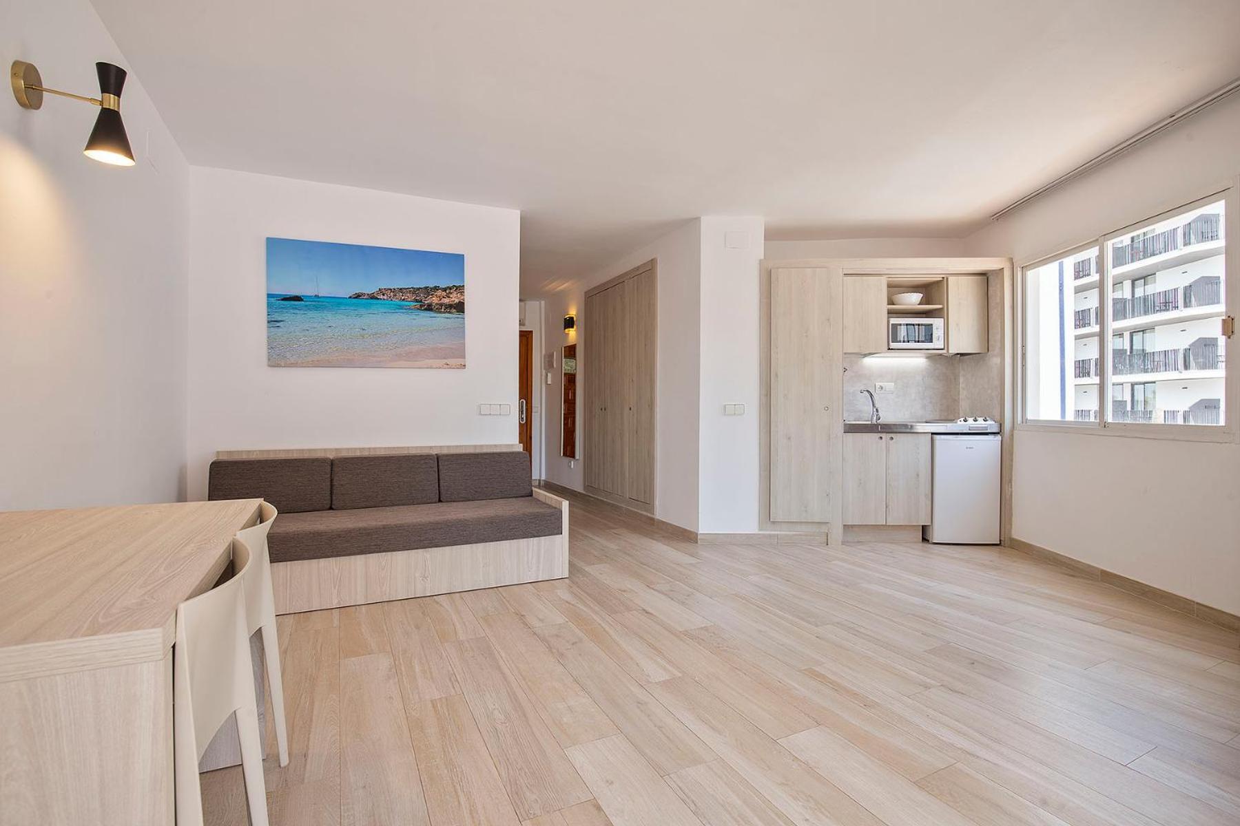 Sunside Ibiza Studios - Only Adults- Formerly Known As Central Park Sant Antoni de Portmany Екстериор снимка