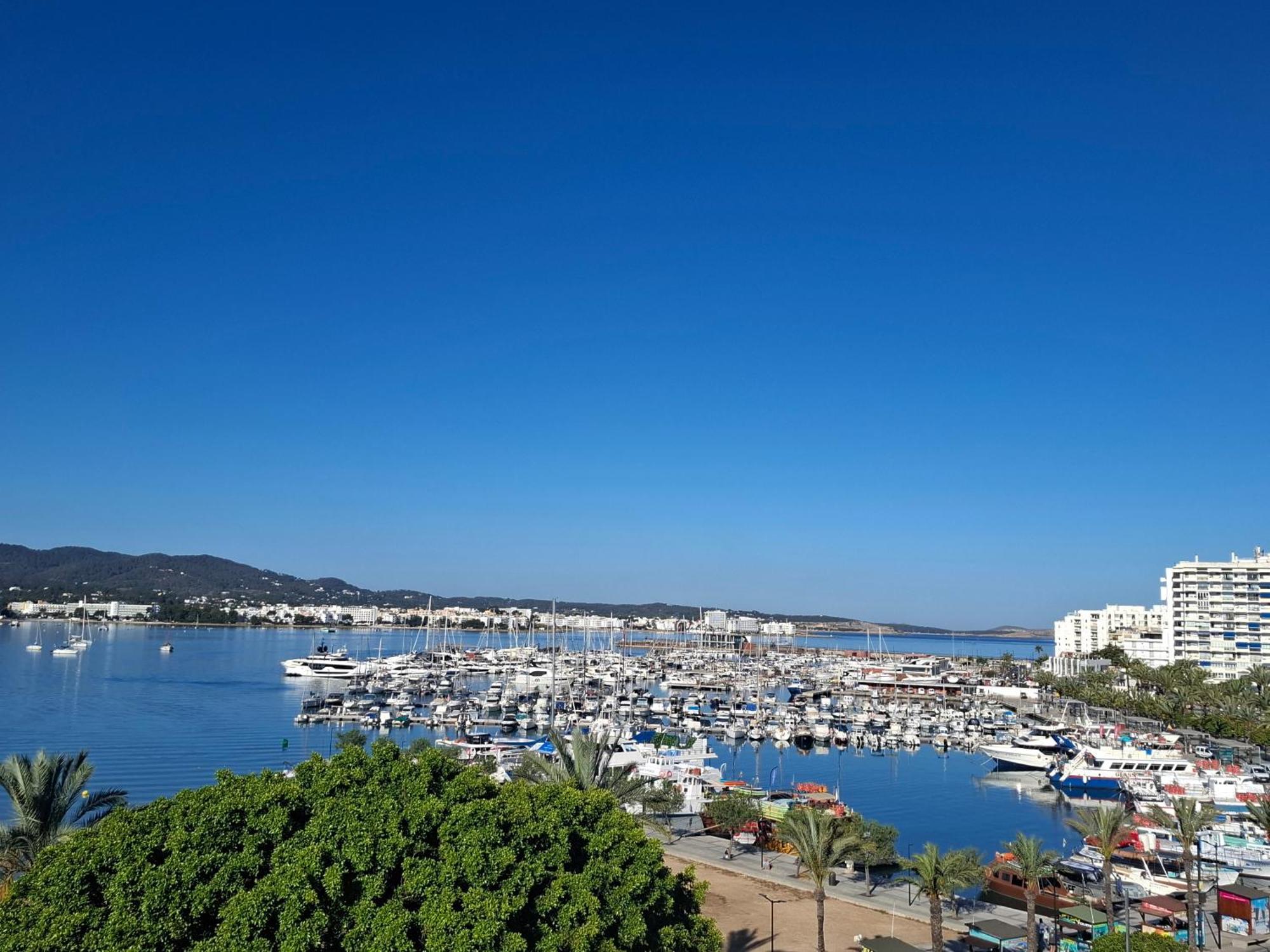 Sunside Ibiza Studios - Only Adults- Formerly Known As Central Park Sant Antoni de Portmany Екстериор снимка