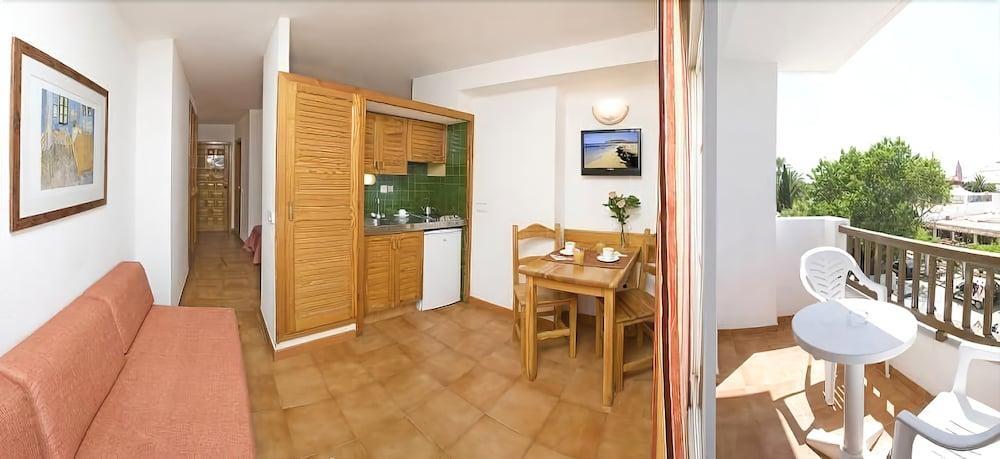 Sunside Ibiza Studios - Only Adults- Formerly Known As Central Park Sant Antoni de Portmany Екстериор снимка
